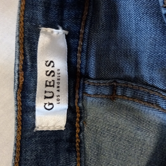 GUESS  Mid Rise Skinny Jeans - Picture 3 of 6